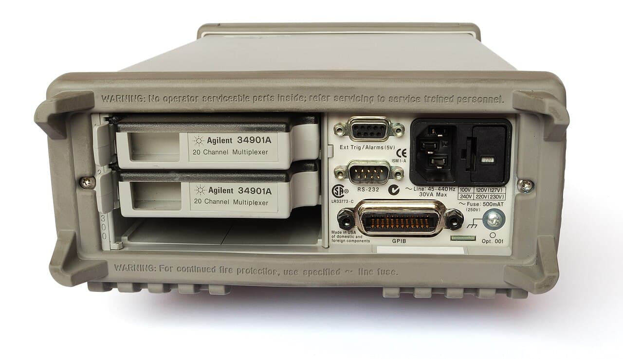 Multi-channel data acquisition instrument viewed from the rear